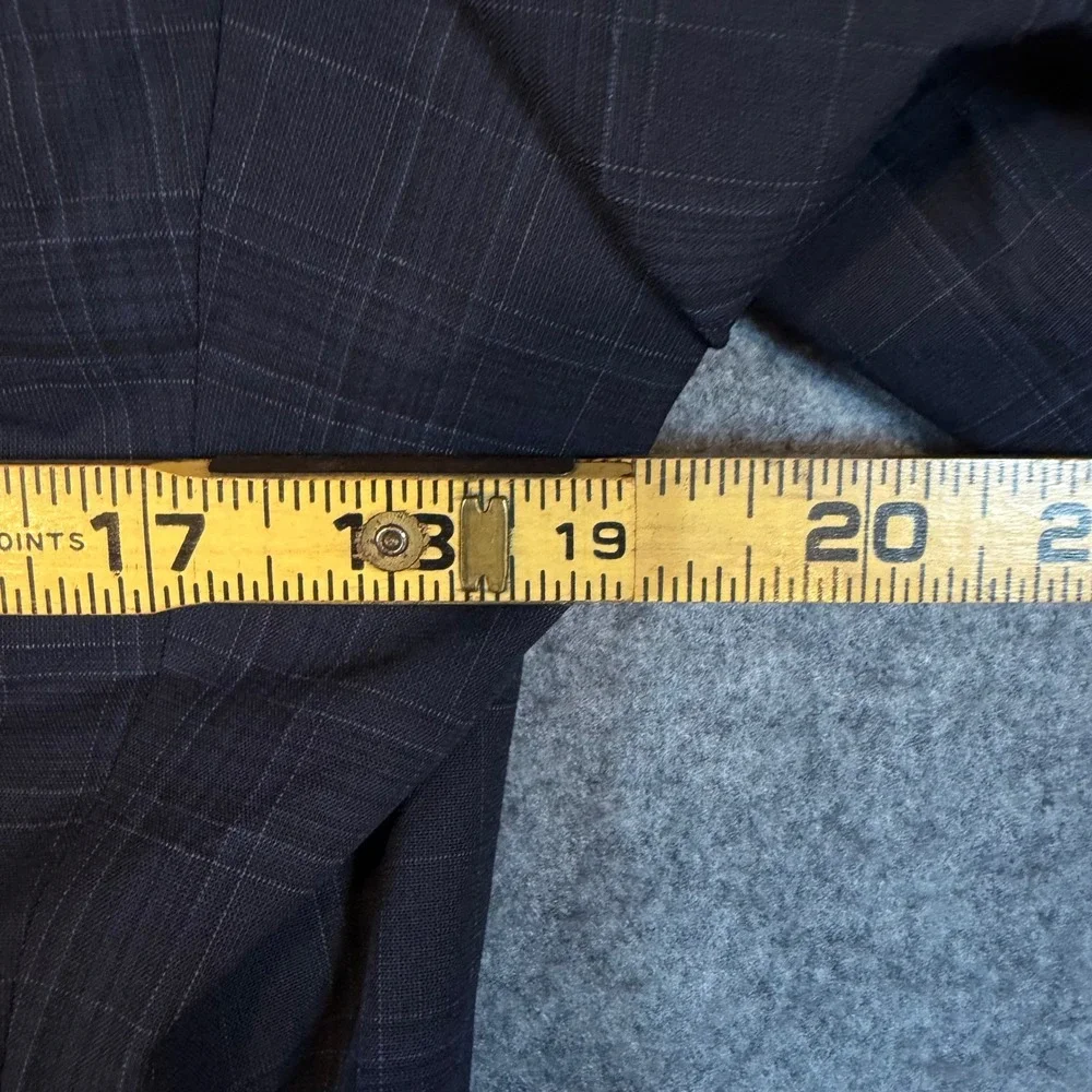 DKNY Duran Men 2 Piece Suit 38 Short 31W Navy Blue Plaid Modern Fit DNUR217W0356
